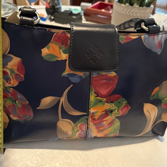 NWT Patricia Nash “Le Fleur”Floral Women's Handbag - Picture 7 of 9